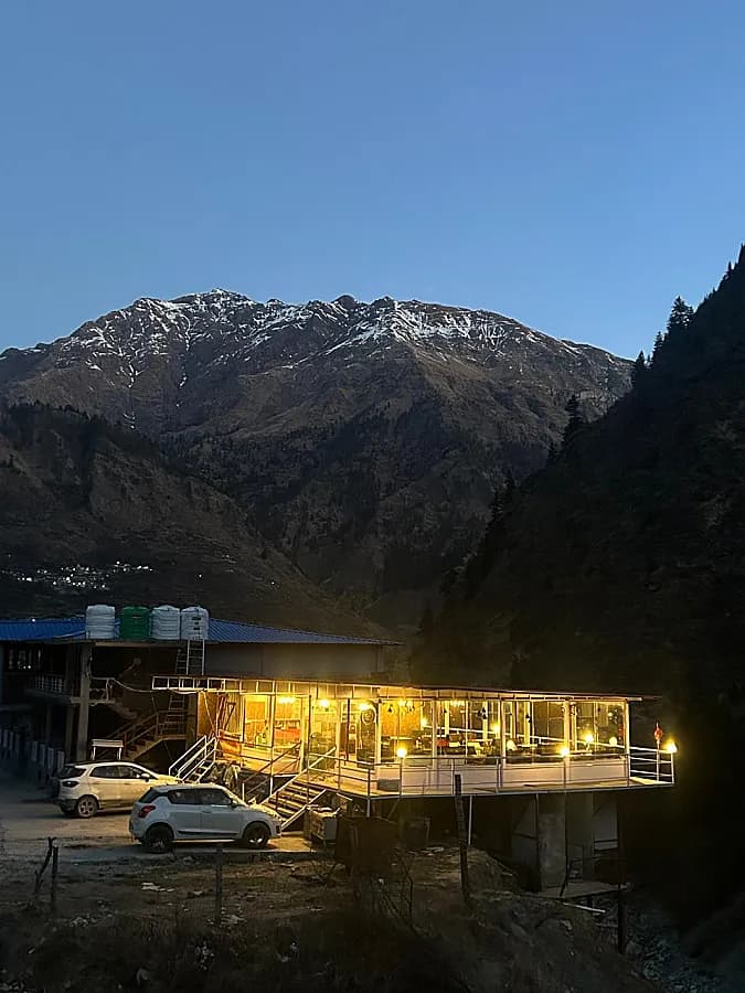 New Year at Harsil Valley - Photo 2